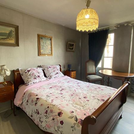 Chambre Calme Au Coeur D'Ussel Ussel  Exteriör bild
